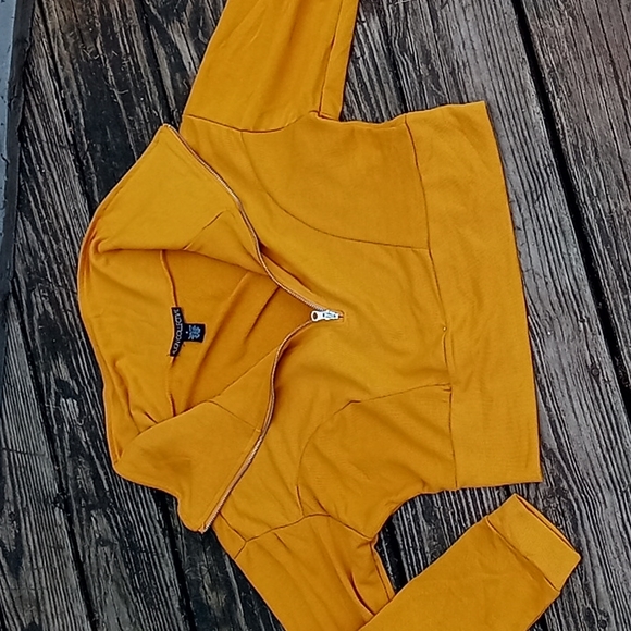 Yellow cropped sweatshirt oversized collar oversized fit NEW - Picture 4 of 4